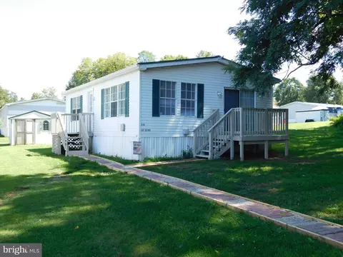 218 Bronco Way, Martinsburg, WV 25403