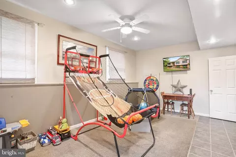 156 Weeping Willow Rd, Falling Waters, WV 25419 photo 18