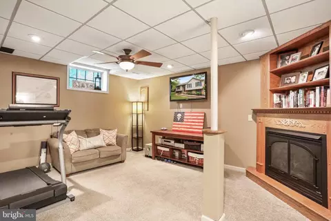 156 Weeping Willow Rd, Falling Waters, WV 25419 photo 16