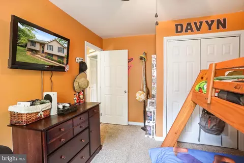 156 Weeping Willow Rd, Falling Waters, WV 25419 photo 14