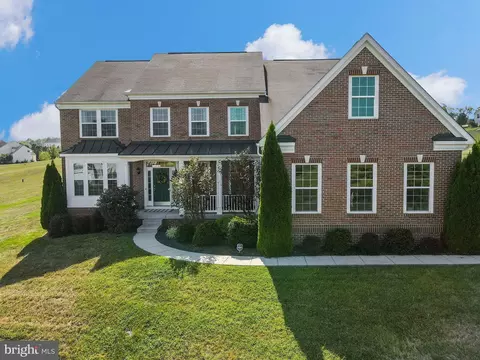 263 Holland Dr, Martinsburg, WV 25403