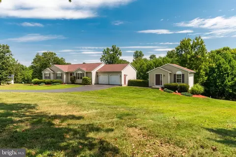 124 Alpenglow, Hedgesville, WV 25427