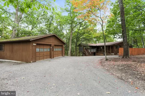 157 Endless Summer Rd, Hedgesville, WV 25427