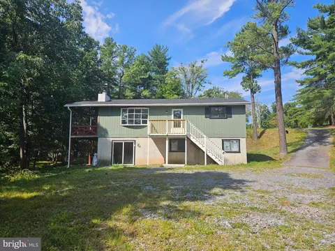77 Solarwood Ct, Gerrardstown, WV 25420