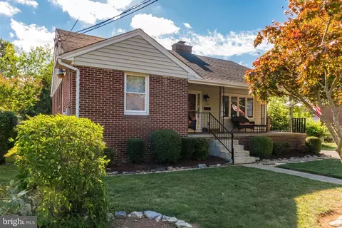 503 Edgemont Ter, Martinsburg, WV 25401