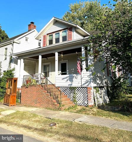 208 N Mary St, Hedgesville, WV 25427