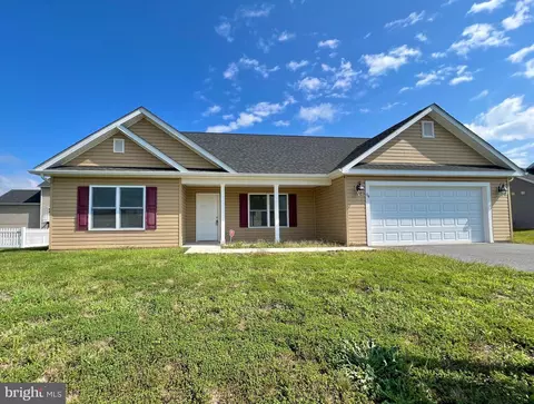 54 Hialeah Pl, Martinsburg, WV 25404