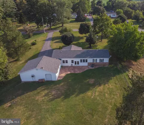 484 Emerson Dr, Falling Waters, WV 25419 photo 39