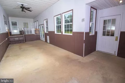 484 Emerson Dr, Falling Waters, WV 25419 photo 23