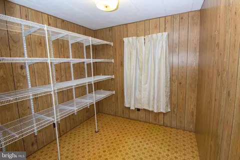 484 Emerson Dr, Falling Waters, WV 25419 photo 17
