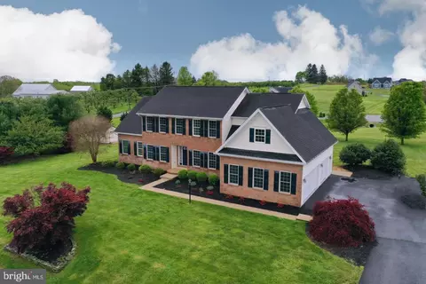 39 Norinton Dr, Hedgesville, WV 25427