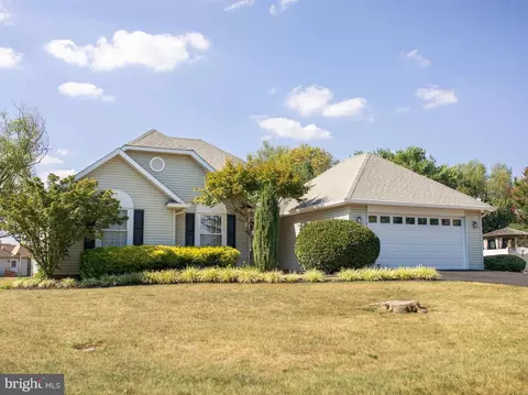 271 Friendship Dr, Martinsburg, WV 25405