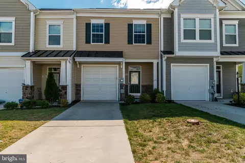 102 Oflannery Ct, Martinsburg, WV 25403