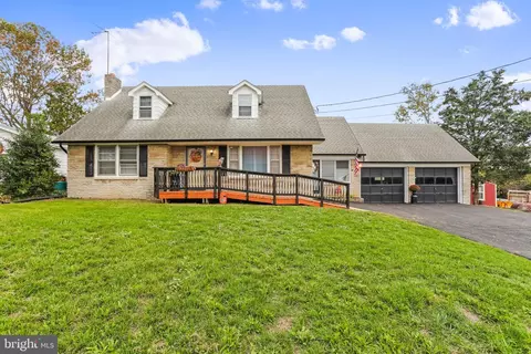 591 Bedington Rd, Martinsburg, WV 25404