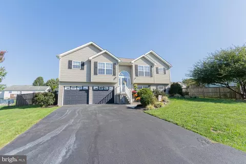 264 Jetta Cir, Martinsburg, WV 25403