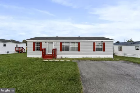 32 Majestic Dr, Martinsburg, WV 25401