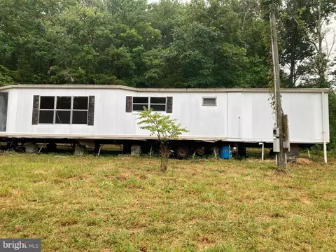 674 Cherry Run Rd, Hedgesville, WV 25427