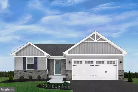 28 Wyoming Way, Hedgesville, WV 25427