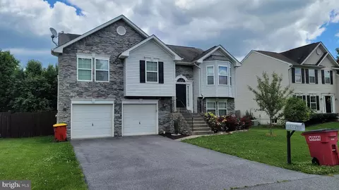 111 Charlotte Ct, Martinsburg, WV 25405