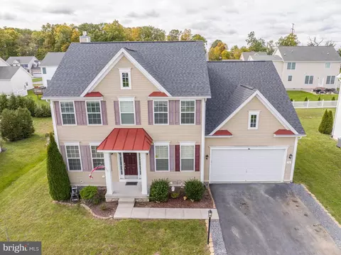 56 Envoy Ct, Inwood, WV 25428