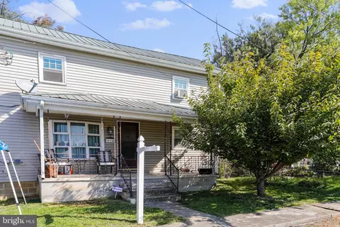 910 Sheridan Ave, Martinsburg, WV 25401