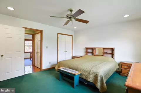 1428 Broad Ln, Falling Waters, WV 25419 photo 13