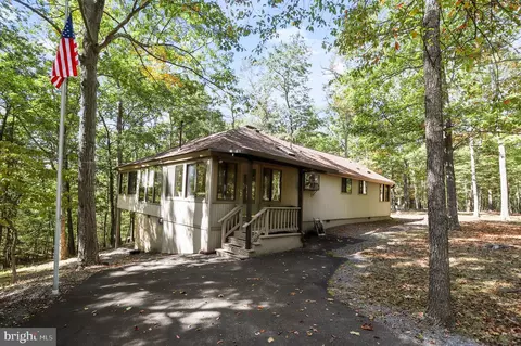 22 Liskey Ln, Hedgesville, WV 25427
