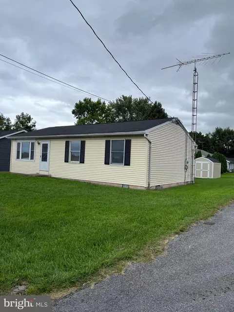 105 Jefferson St, Martinsburg, WV 25401