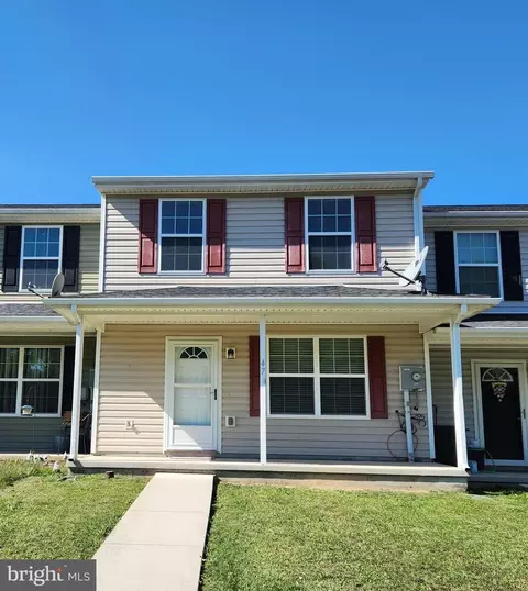 47 Stix Ln, Inwood, WV 25428