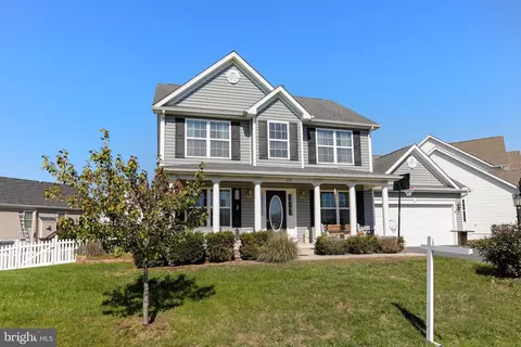 175 Shannon Ct, Inwood, WV 25428