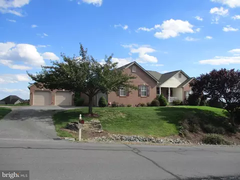 52 Catera Ct, Martinsburg, WV 25403