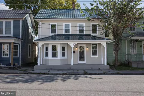 420 E Race St, Martinsburg, WV 25404