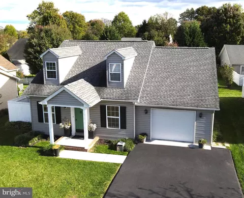 105 Tanner Ln, Martinsburg, WV 25401