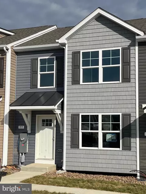 77 Heritage Hills Dr, Martinsburg, WV 25405