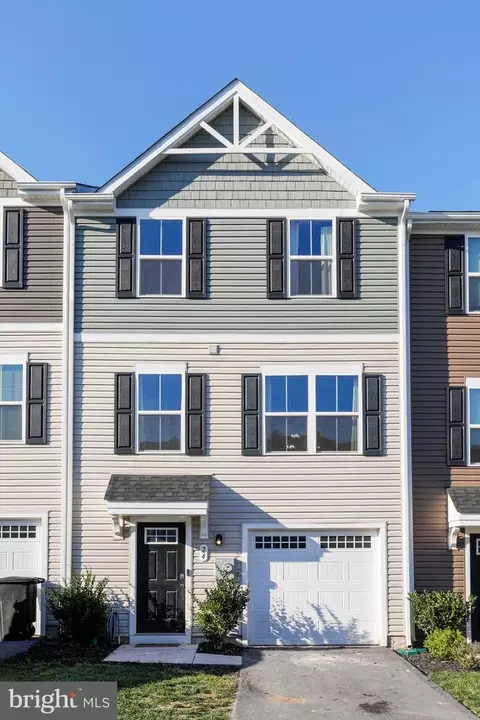 24 Sebago Pl, Martinsburg, WV 25403