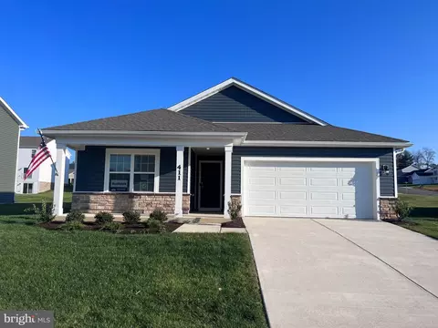 411 Toulouse Ln, Martinsburg, WV 25403