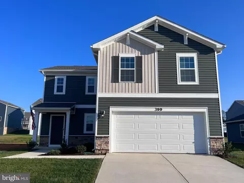 399 Toulouse Ln, Martinsburg, WV 25403