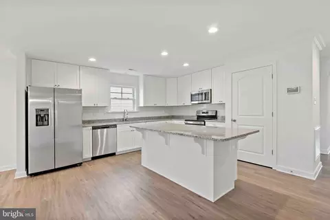 807 Dripping Spring Dr, Hedgesville, WV 25427 photo 4