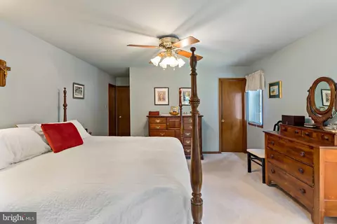 790 Colston Dr, Falling Waters, WV 25419 photo 27