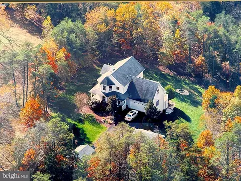 132 Big Park Rd, Hedgesville, WV 25427