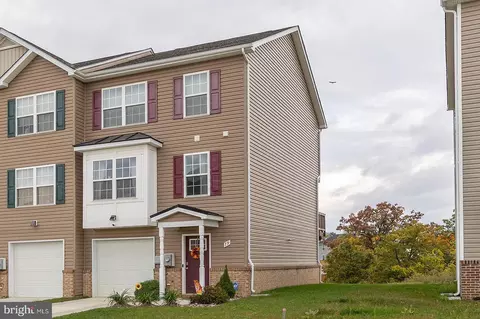 79 Moses Dr, Martinsburg, WV 25405