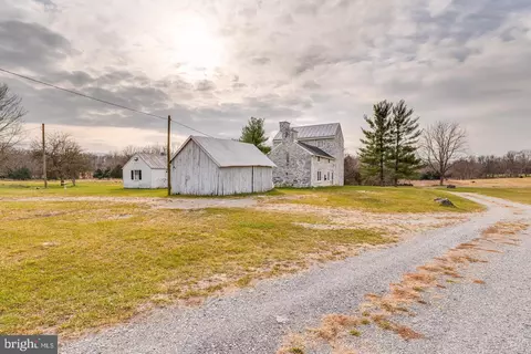 360 E Foreman, Shepherdstown, WV 25443 photo 9