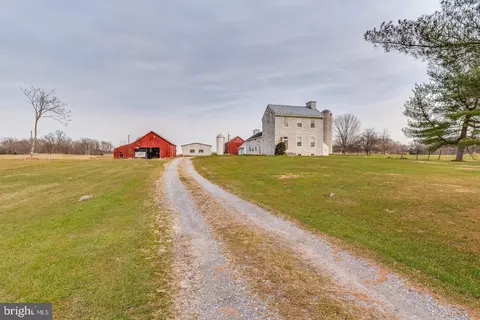 360 E Foreman, Shepherdstown, WV 25443 photo 6
