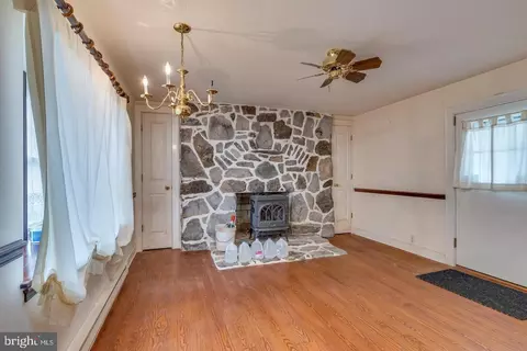 360 E Foreman, Shepherdstown, WV 25443 photo 22