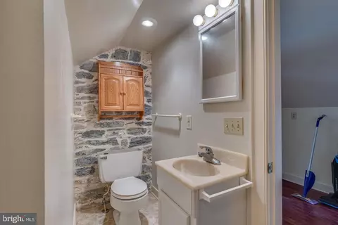 360 E Foreman, Shepherdstown, WV 25443 photo 41