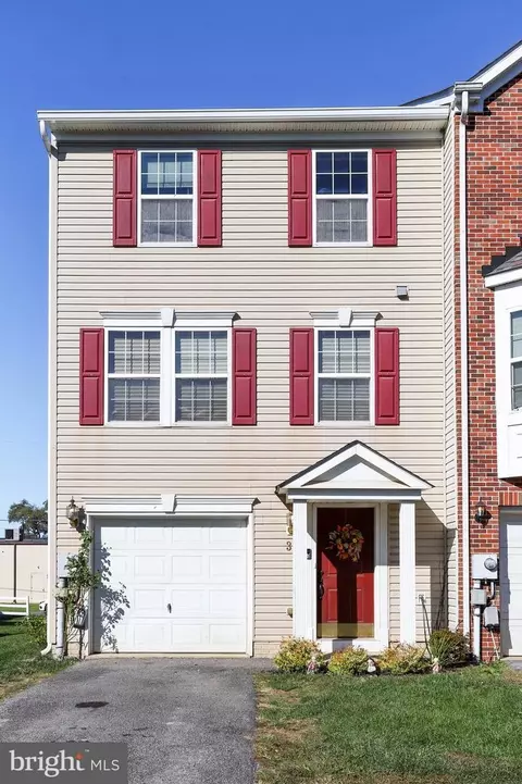 31 Mojave Dr, Martinsburg, WV 25404