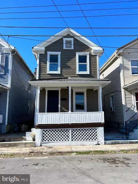 105 S Valley St, Martinsburg, WV 25401