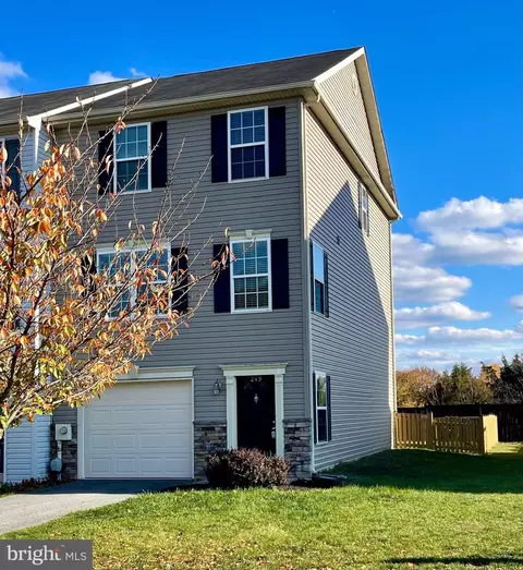 249 Morlatt Ln, Martinsburg, WV 25404