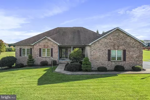 124 Kitchen Orchard Rd, Hedgesville, WV 25427