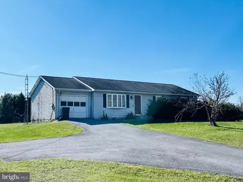 166 Investigate Ln, Hedgesville, WV 25427